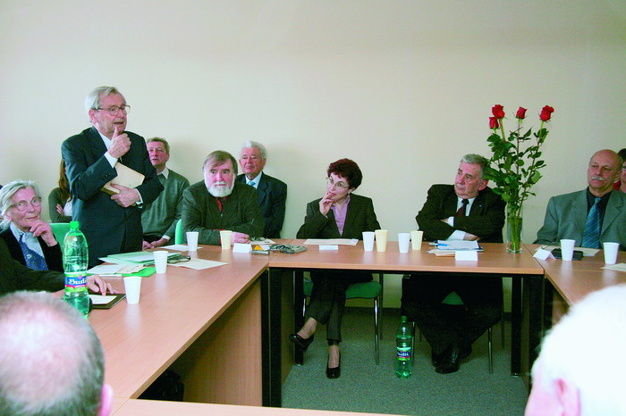 prof. PhDr. Damián Kováč, DrSc.