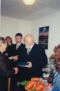 Ján Cryzostom Raiskup - Kongres EAWOP Praha 2001 Ocenenie za celoživotné zásluhy o rozvoj psychológie práce