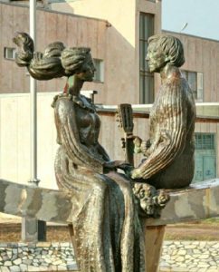 Fountain-sculpture-Love-devoted-to-Vladimir-Vysotsky-and-Marina-Vlady-in-Volgodonsk